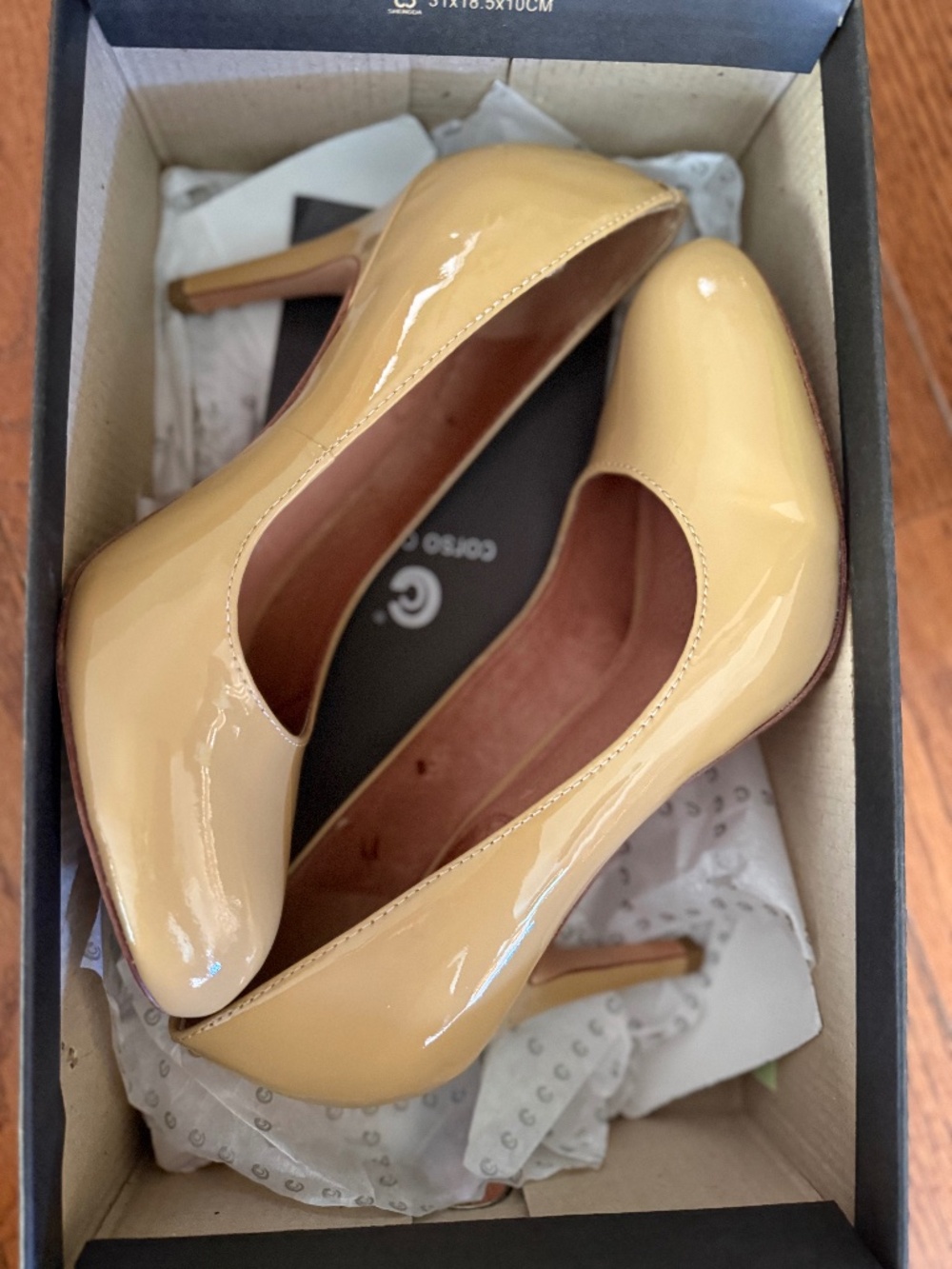 Corso Como Del Patent Leather Pumps • Size 8M • New in Box